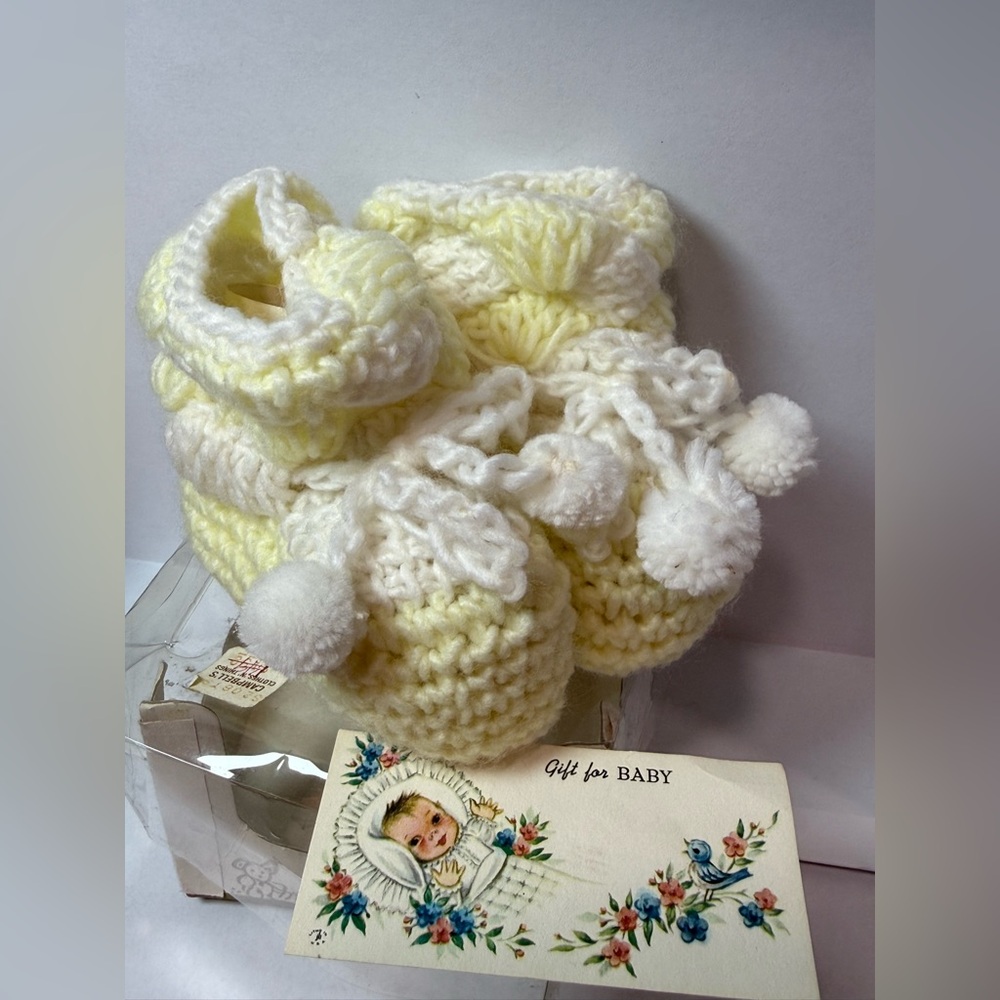 Vintage Baby Booties Yellow Crochet Campbell’s Clothes N Things NEW NOS